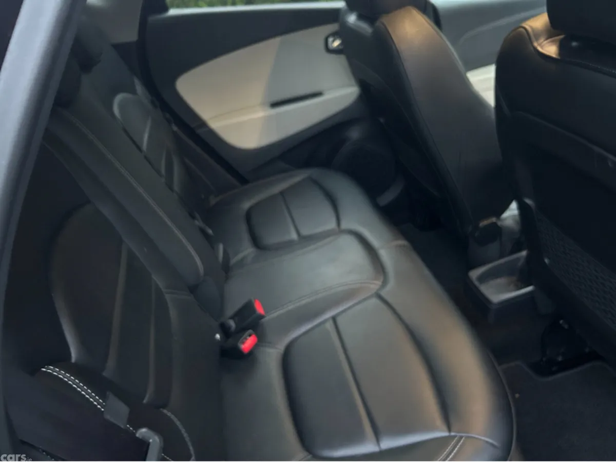 Renault Captur Hatchback, Diesel, 2018, Black