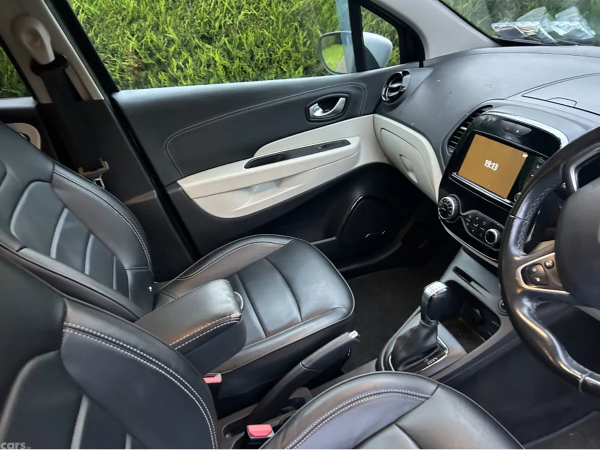 Renault Captur Hatchback, Diesel, 2018, Black