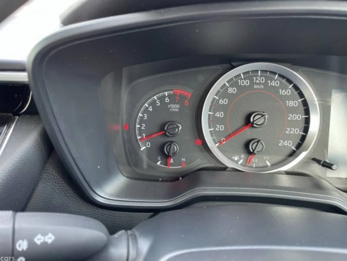 Toyota Corolla Saloon, Petrol, 2019, Red