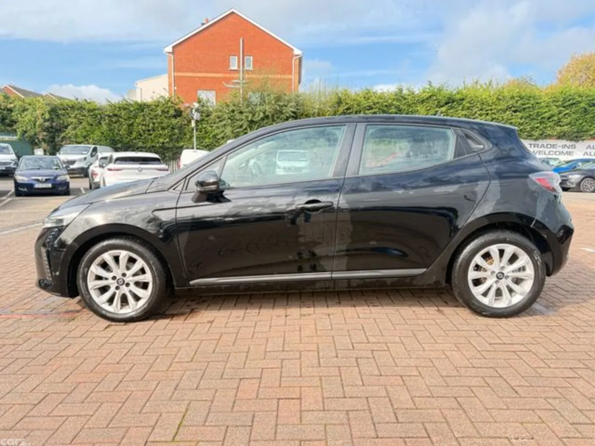 Renault Clio Hatchback, Petrol, 2024, Black