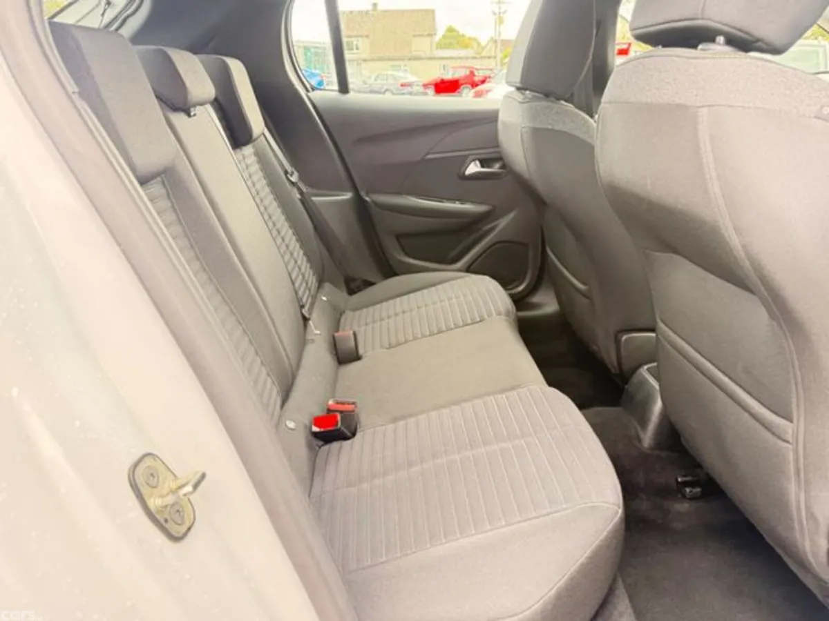 Peugeot 208 Hatchback, Petrol, 2024, White