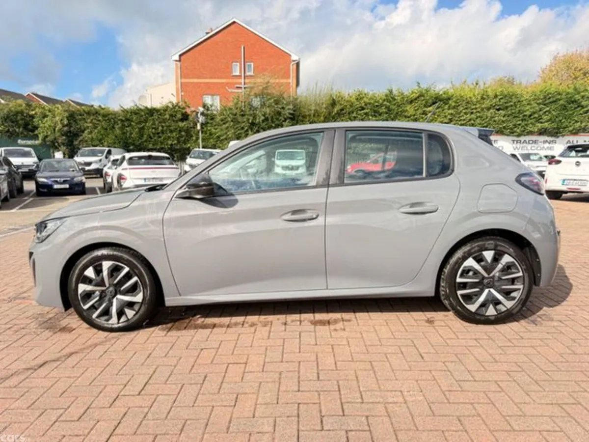 Peugeot 208 Hatchback, Petrol, 2024, Grey