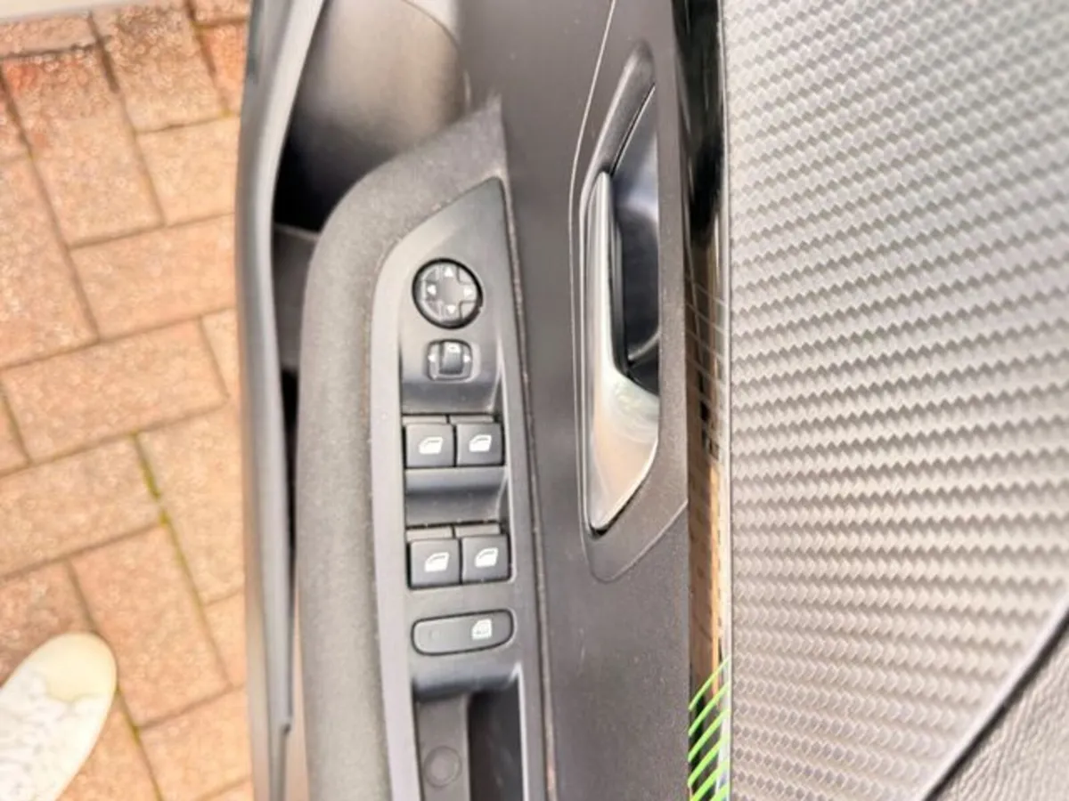 Peugeot 208 Hatchback, Petrol, 2024, Grey