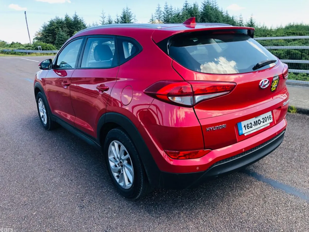 Hyundai Tucson SUV, Diesel, 2016, Red