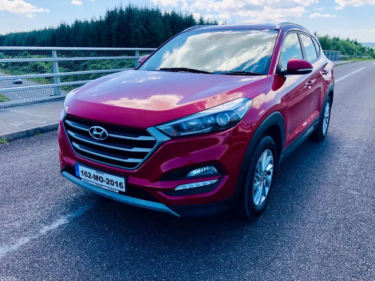 Hyundai Tucson SUV, Diesel, 2016, Red