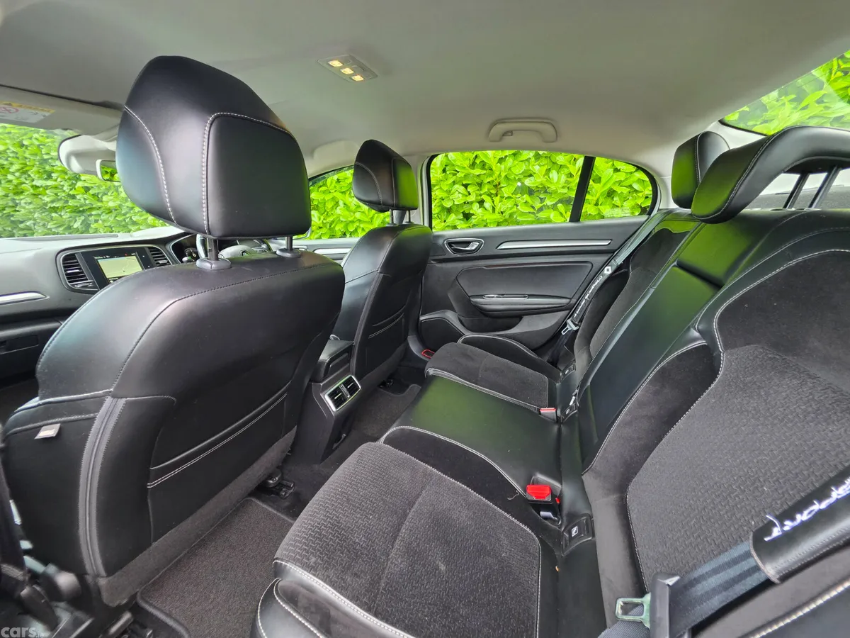 Renault Megane Saloon, Diesel, 2018, White