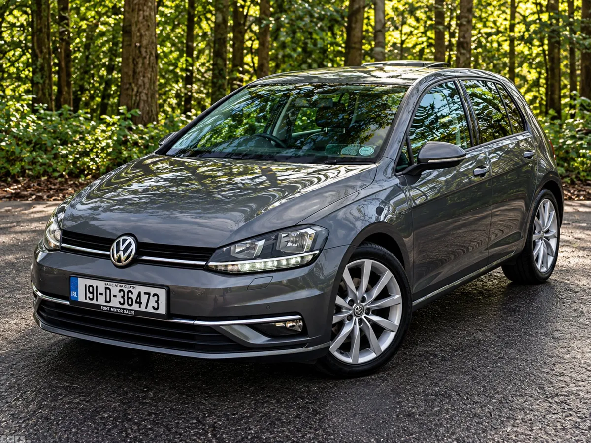 Volkswagen Golf Estate, Petrol, 2019, Grey