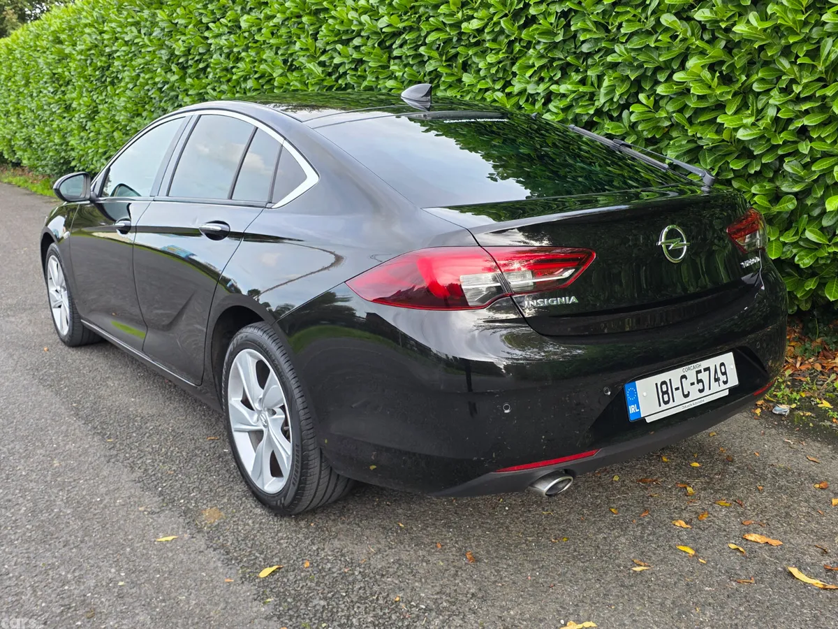 Opel Insignia Hatchback, Diesel, 2018, Black