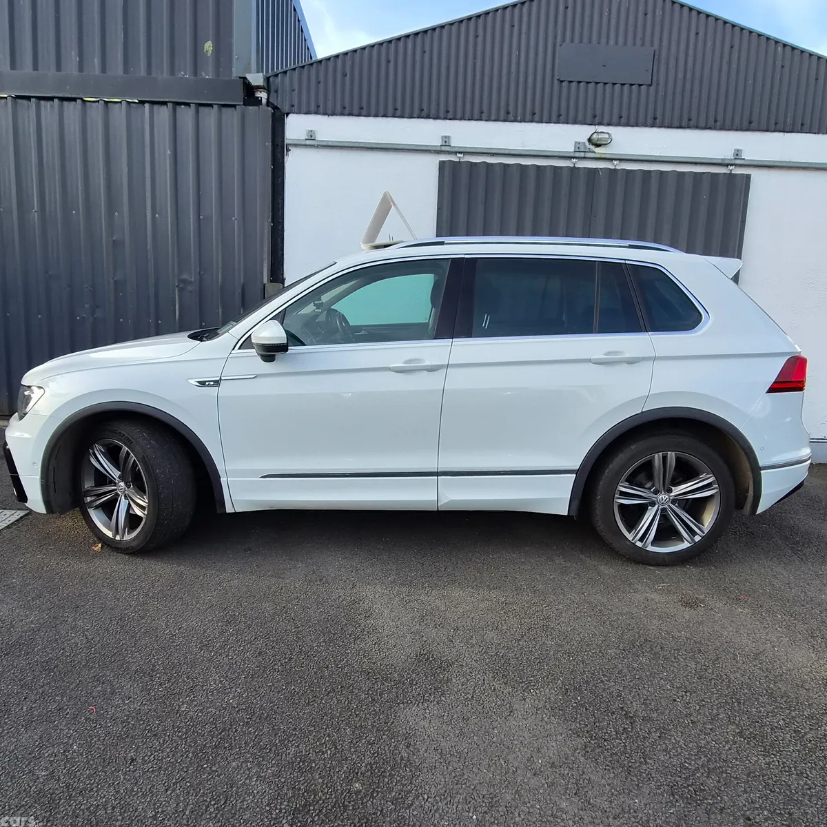 Volkswagen Tiguan SUV, Diesel, 2020, White