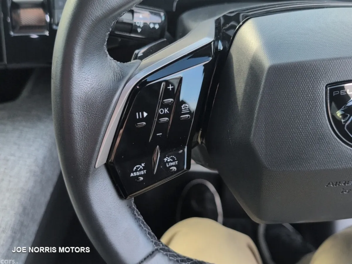 Peugeot 3008 SUV, Petrol Hybrid, 2026, White