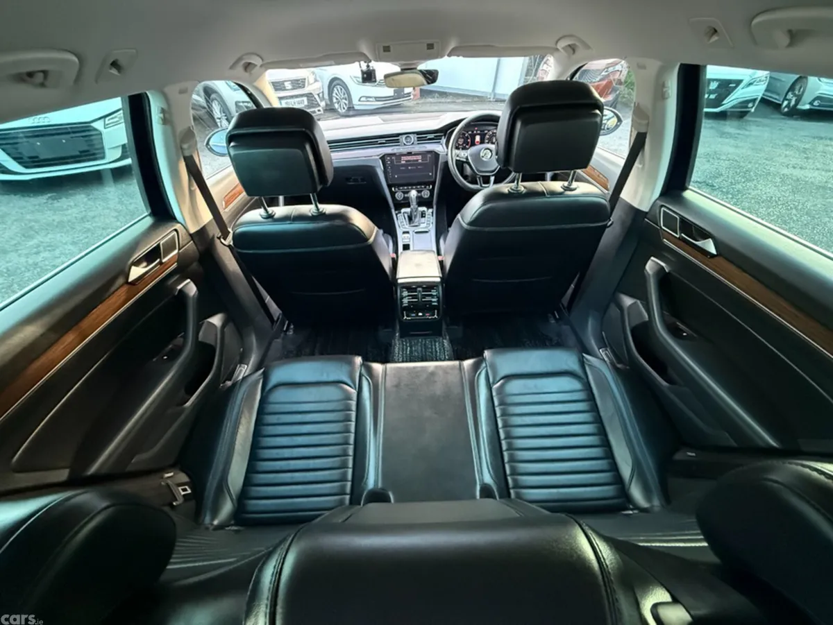 Volkswagen Passat Estate, Diesel, 2018, Blue