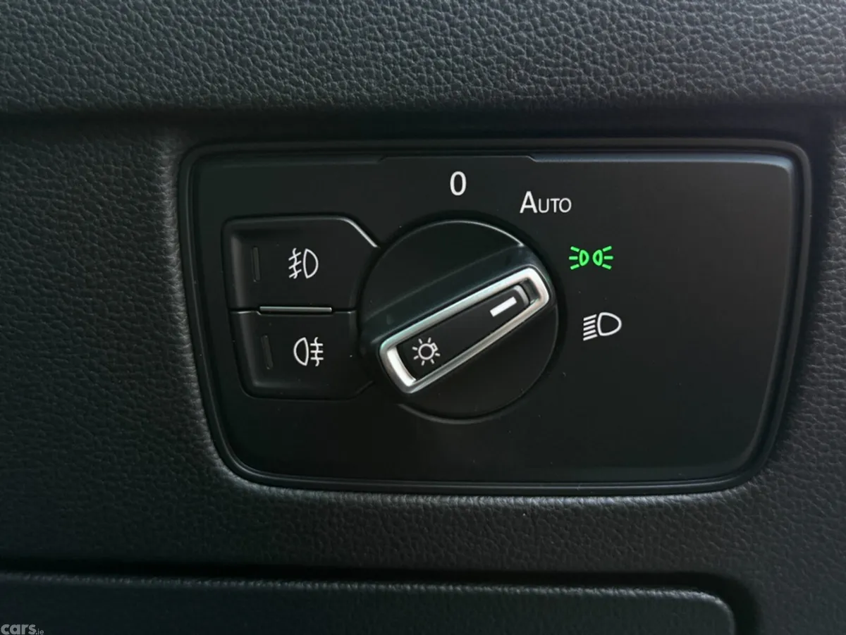 Volkswagen Passat Estate, Diesel, 2018, Blue