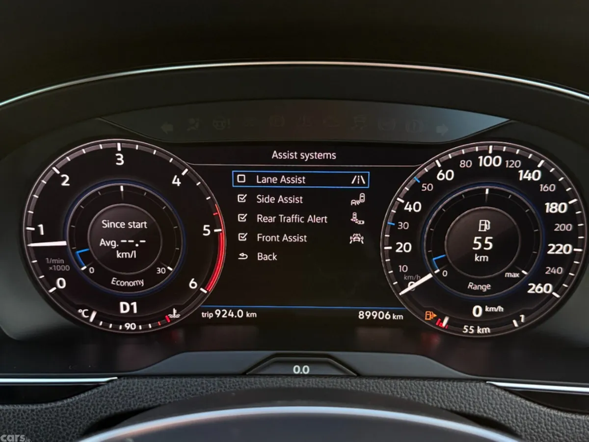 Volkswagen Passat Estate, Diesel, 2018, Blue