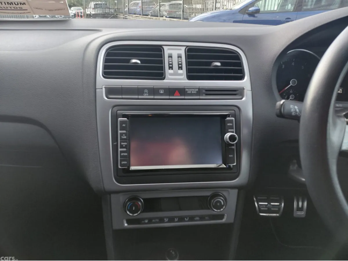 Volkswagen Polo Hatchback, Petrol, 2016, Blue