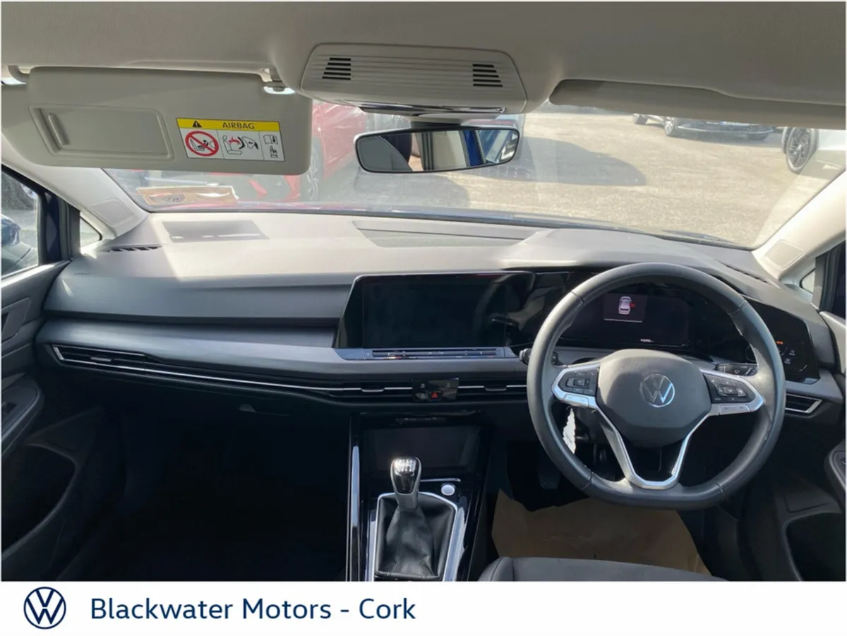 Volkswagen Golf Estate, Petrol, 2023, Blue