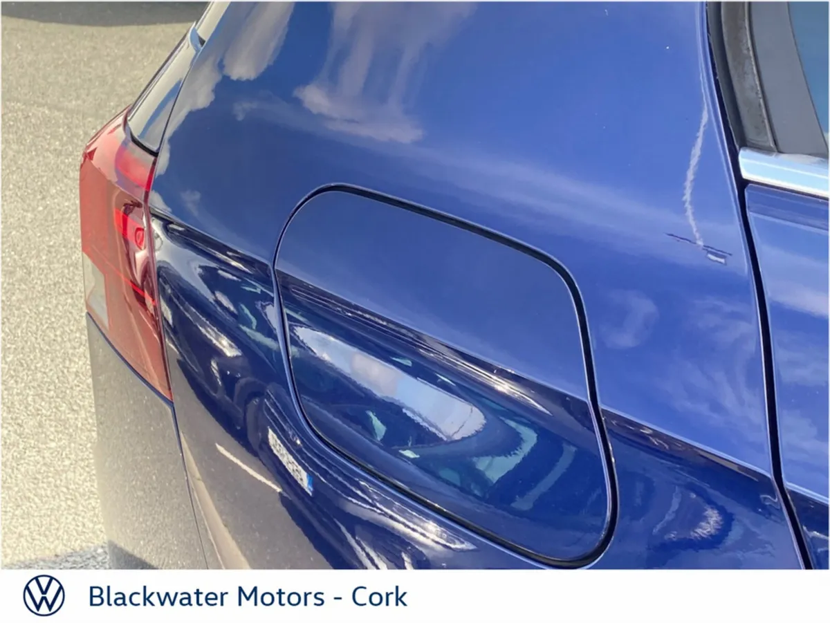 Volkswagen Golf Estate, Petrol, 2023, Blue