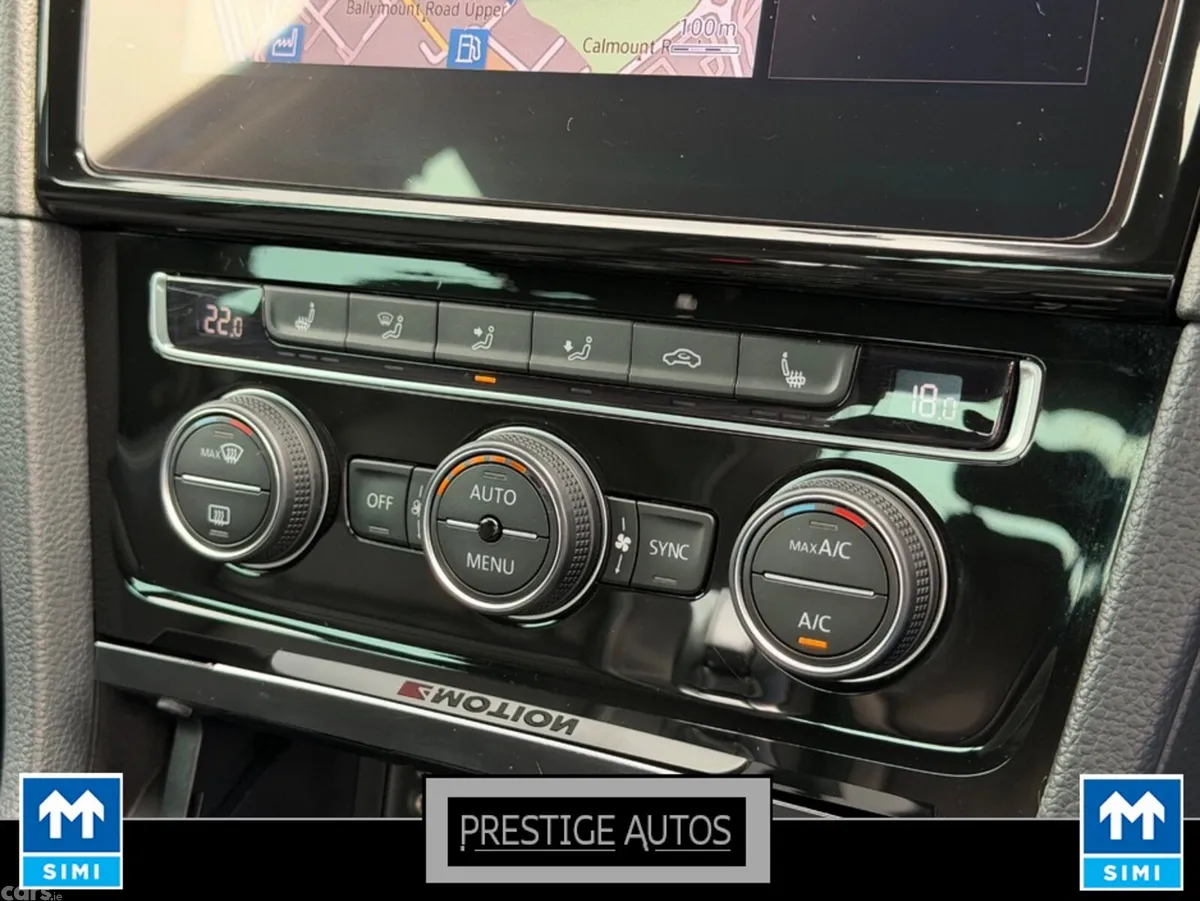 Volkswagen Golf Hatchback, Petrol, 2017, Blue