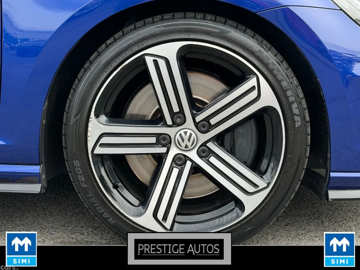 Volkswagen Golf Hatchback, Petrol, 2017, Blue