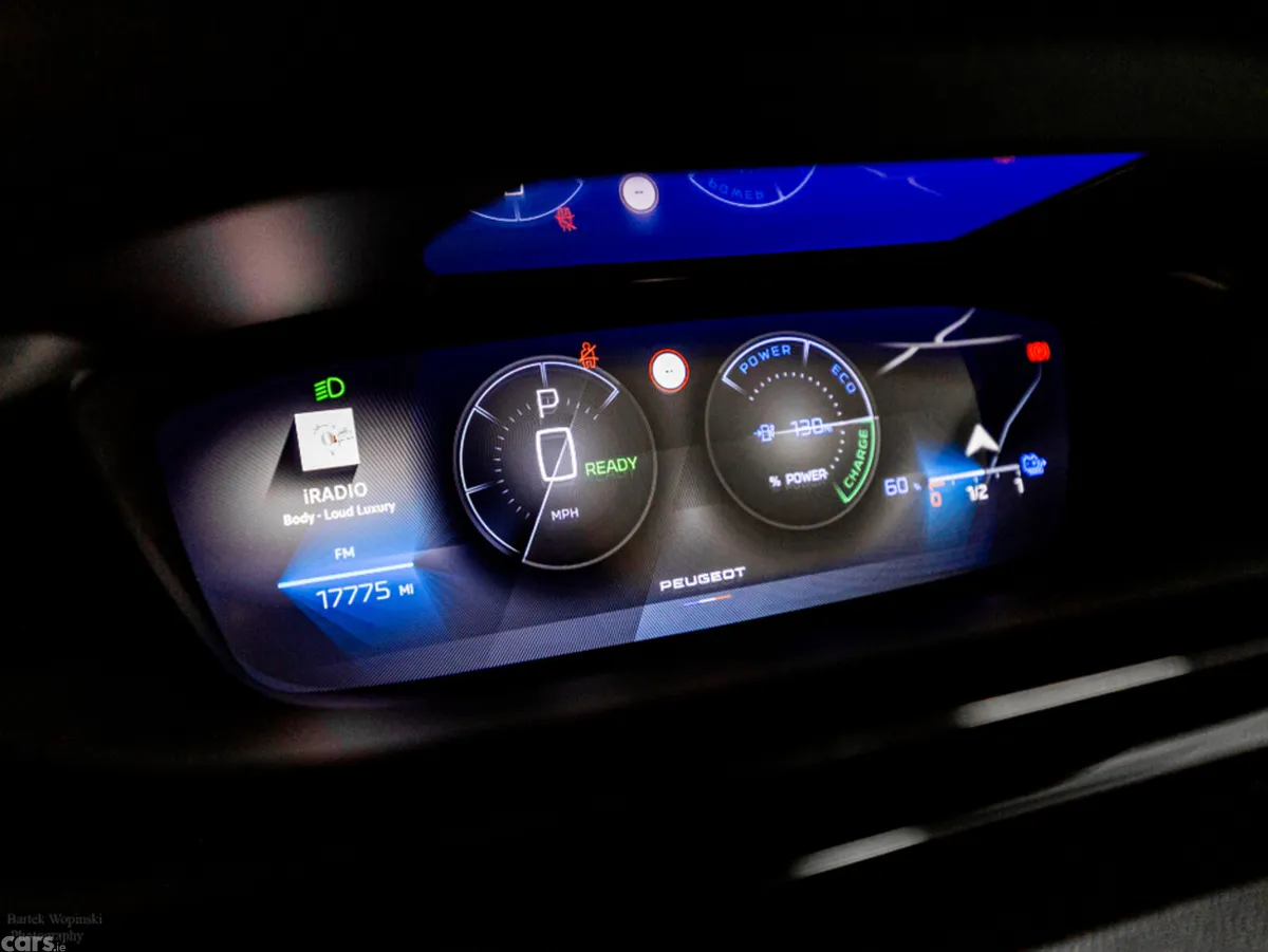 Peugeot 308 Hatchback, Electric, 2024, Blue