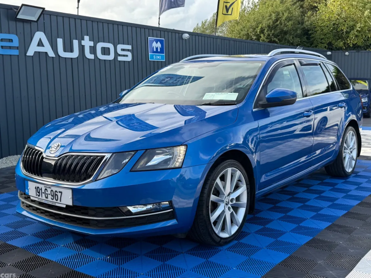 Skoda Octavia Estate, Diesel, 2019, Blue