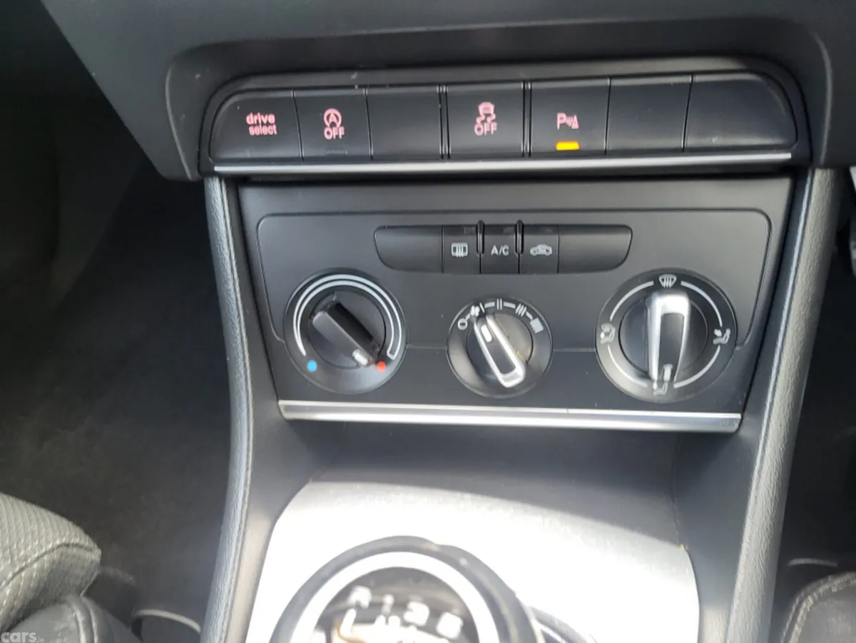 Audi Q3 SUV, Diesel, 2016, White