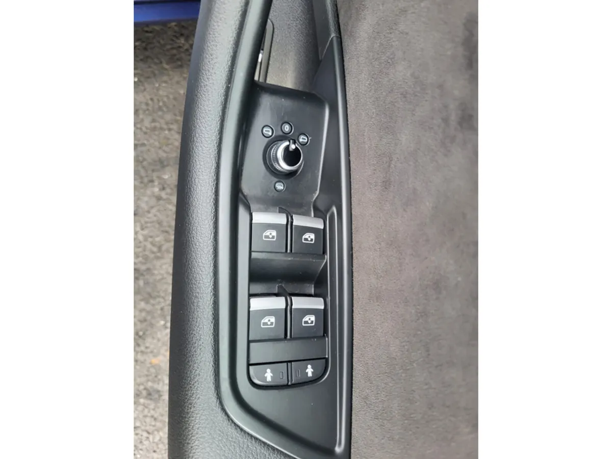 Audi A4 Saloon, Diesel, 2018, Blue