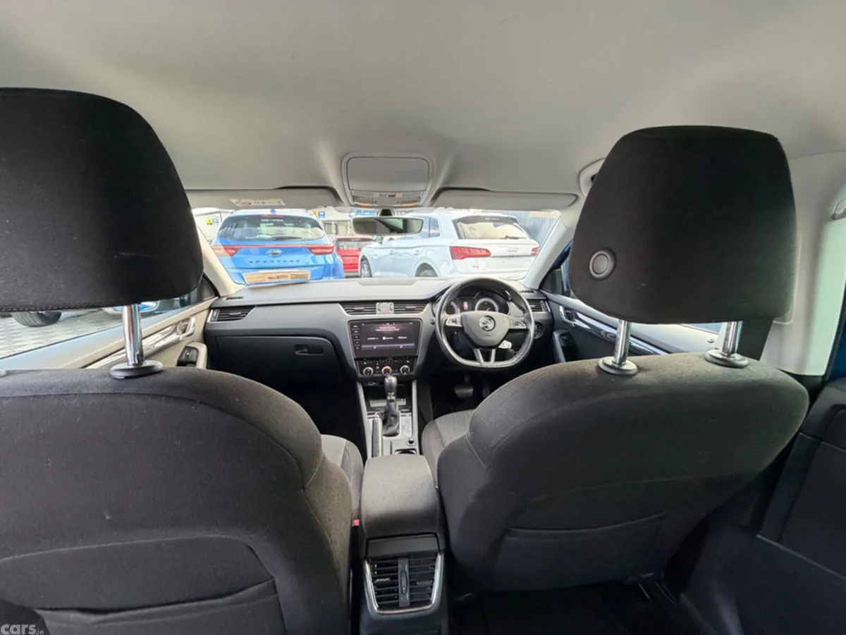 Skoda Octavia Estate, Diesel, 2019, Blue