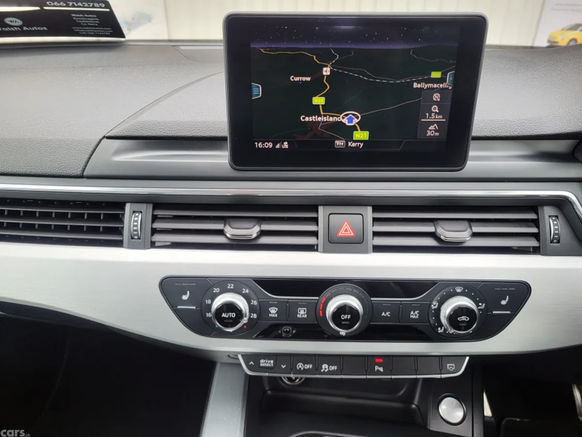 Audi A4 Saloon, Diesel, 2018, Blue
