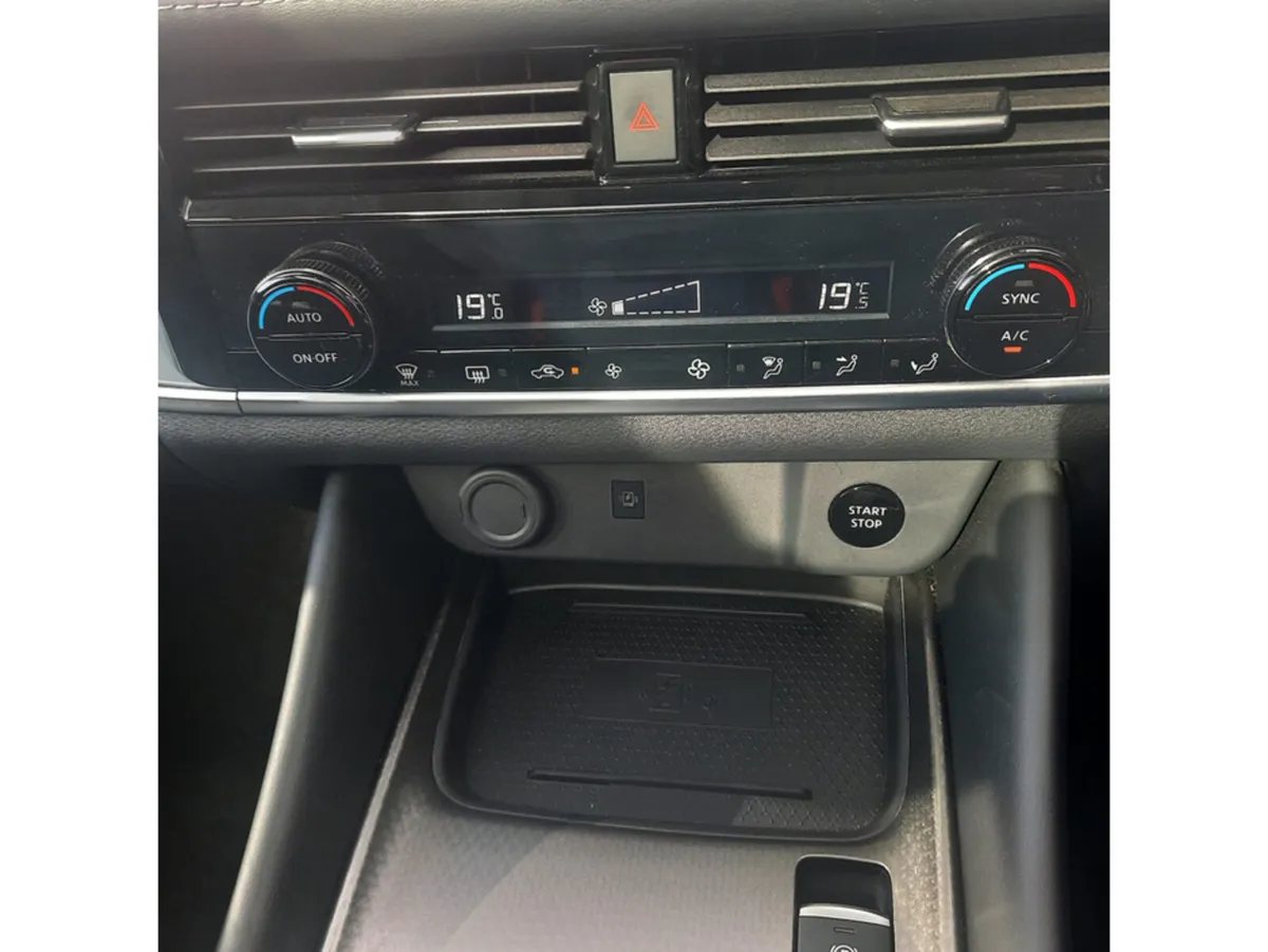 Nissan Qashqai MPV, Petrol Hybrid, 2026, Grey