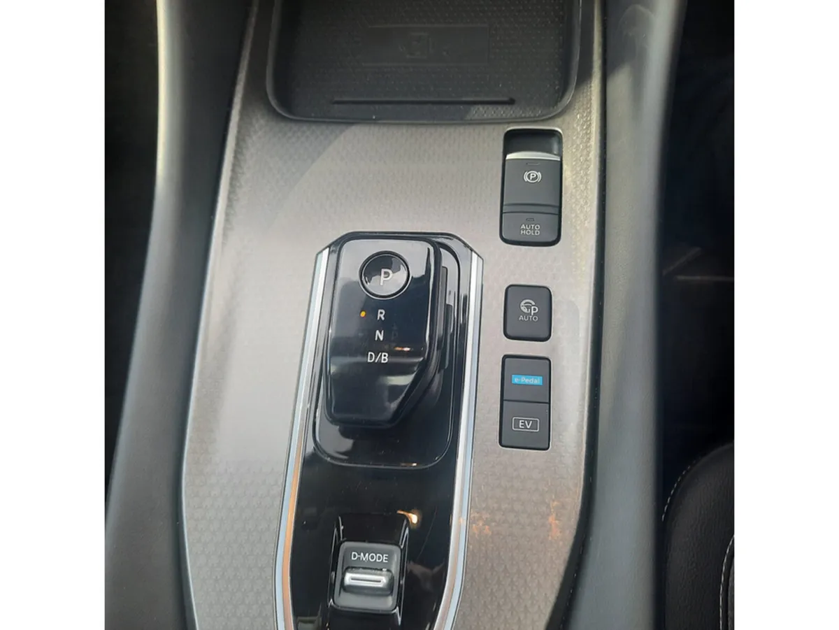 Nissan Qashqai MPV, Petrol Hybrid, 2026, Grey