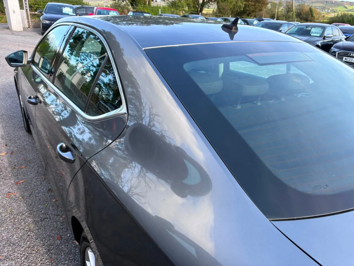 Skoda Superb Hatchback, Diesel, 2022, Grey