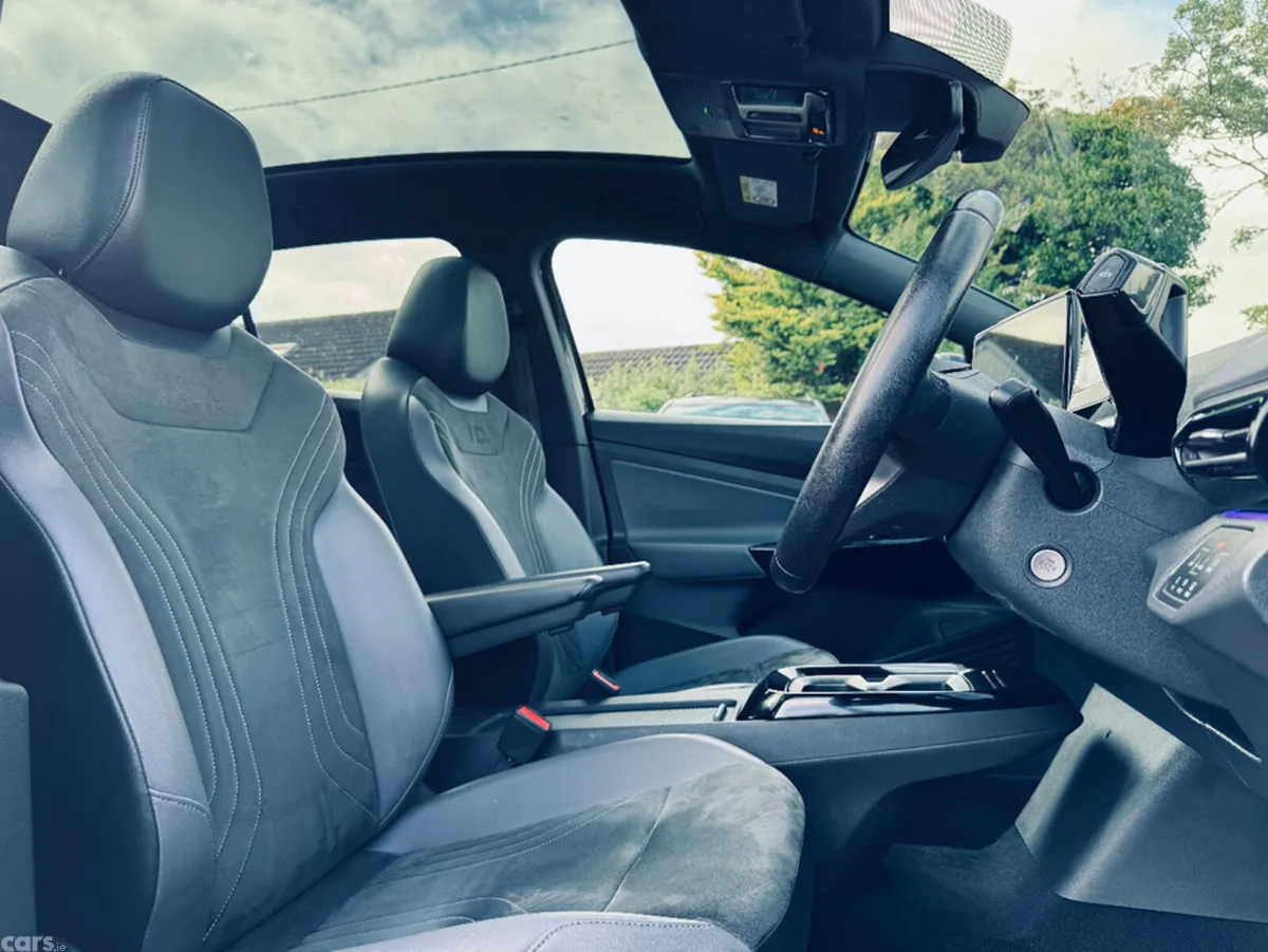 Volkswagen ID.5 Estate, Electric, 2022, Black