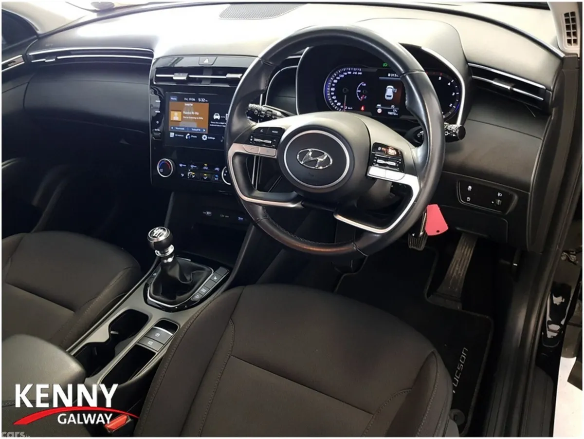 Hyundai Tucson MPV, Diesel, 2022, Black