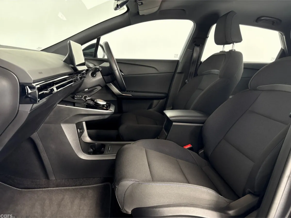 MG 4 Hatchback, Electric, 2023, Grey