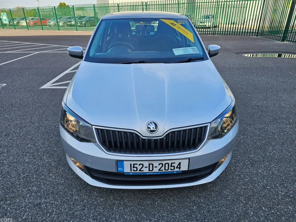 Skoda Fabia Hatchback, Petrol, 2015, Silver