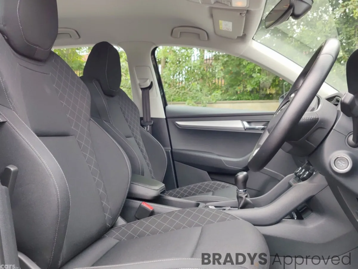 Skoda Karoq SUV, Petrol, 2022, Black