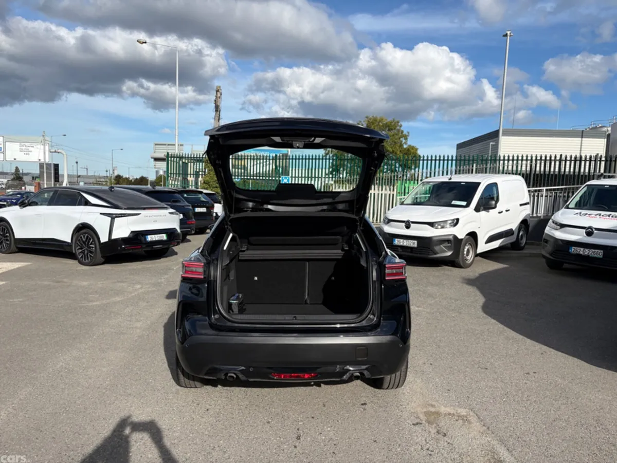 Citroen C4 Hatchback, Petrol Hybrid, 2026, Black