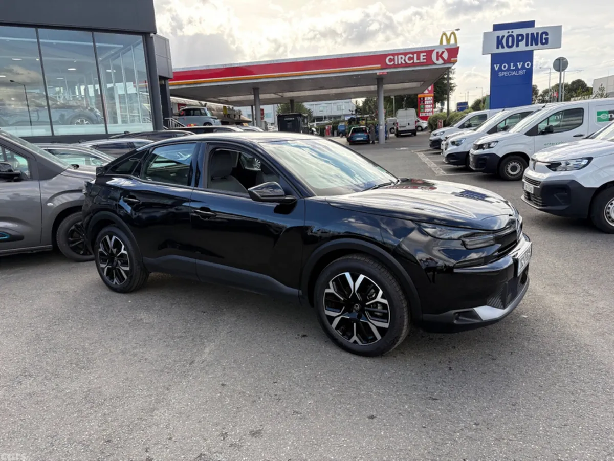 Citroen C4 Hatchback, Petrol Hybrid, 2026, Black