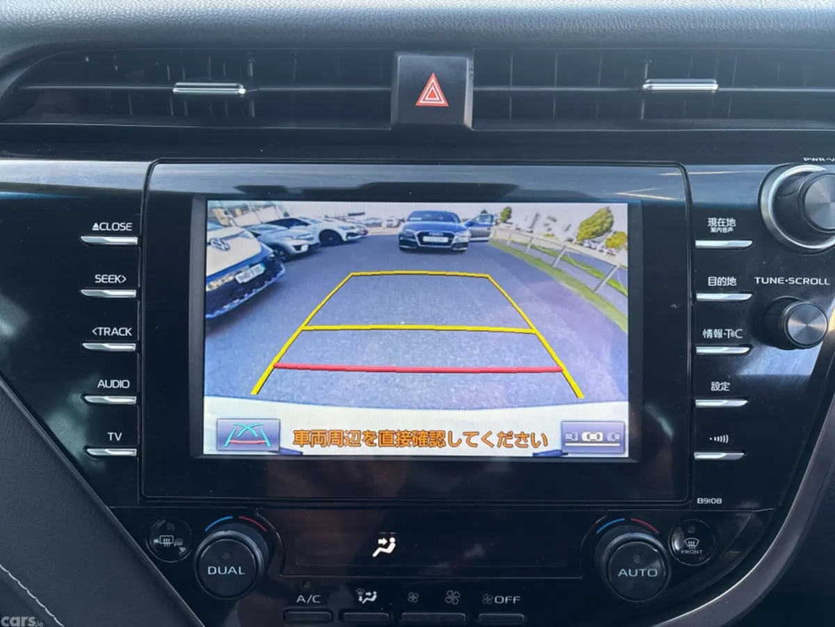 Toyota Camry Saloon, Petrol Hybrid, 2019, White