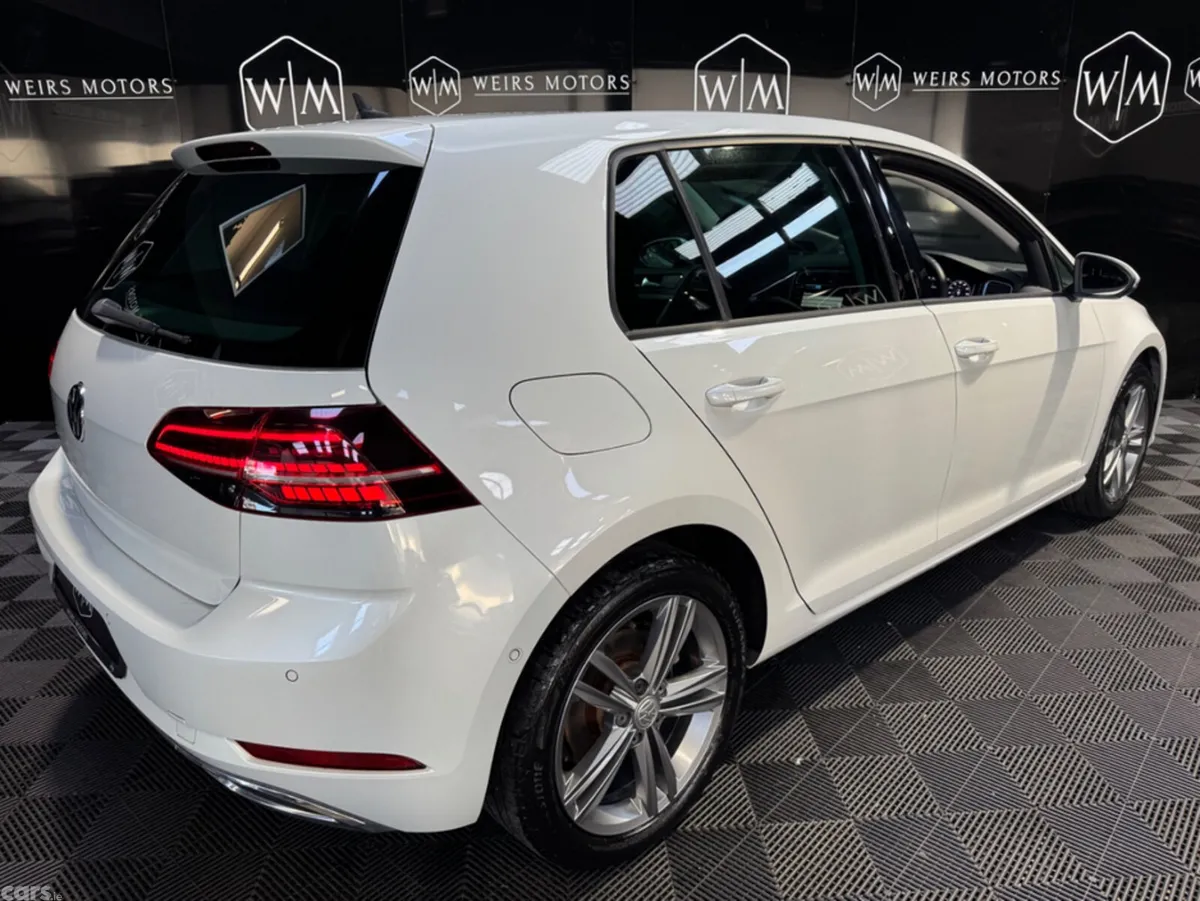 Volkswagen Golf Hatchback, Petrol, 2019, White