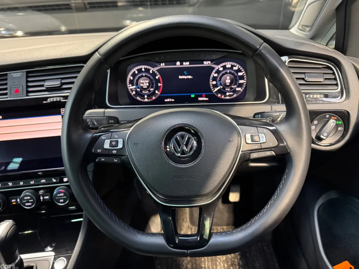 Volkswagen Golf Hatchback, Petrol, 2019, White