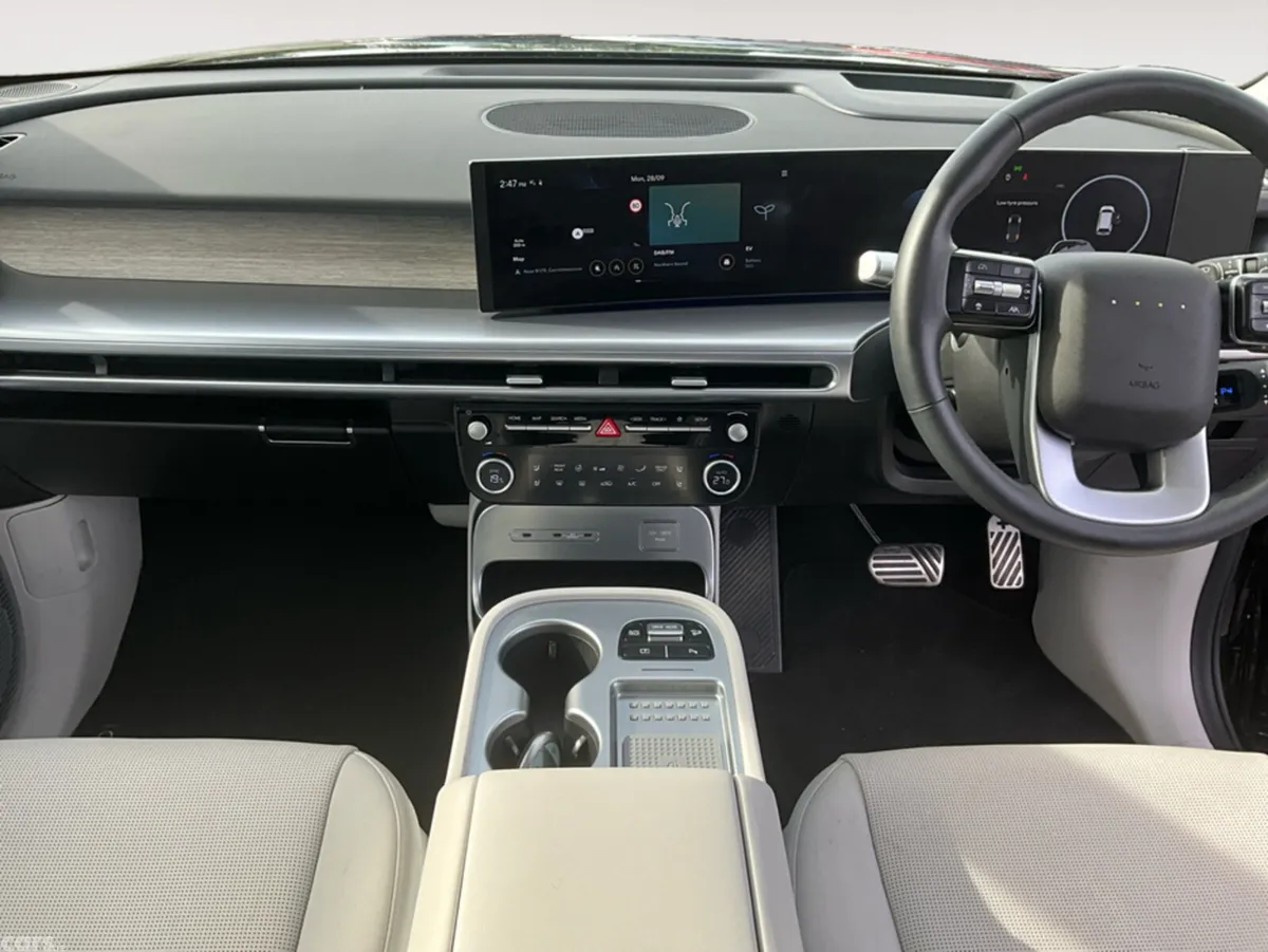 Hyundai IONIQ 9 MPV, Electric, 2026, Black