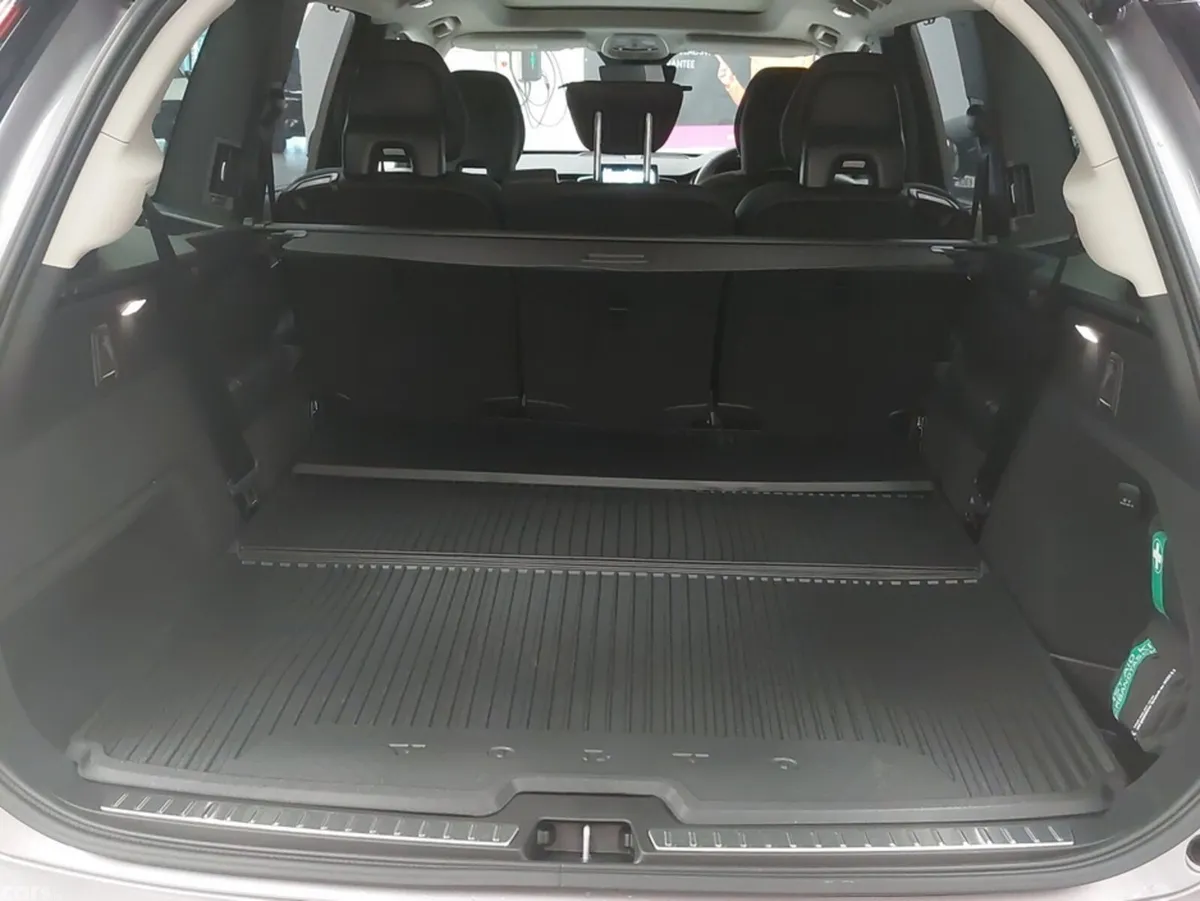 Volvo XC90 MPV, Petrol Plug-in Hybrid, 2026, Silver