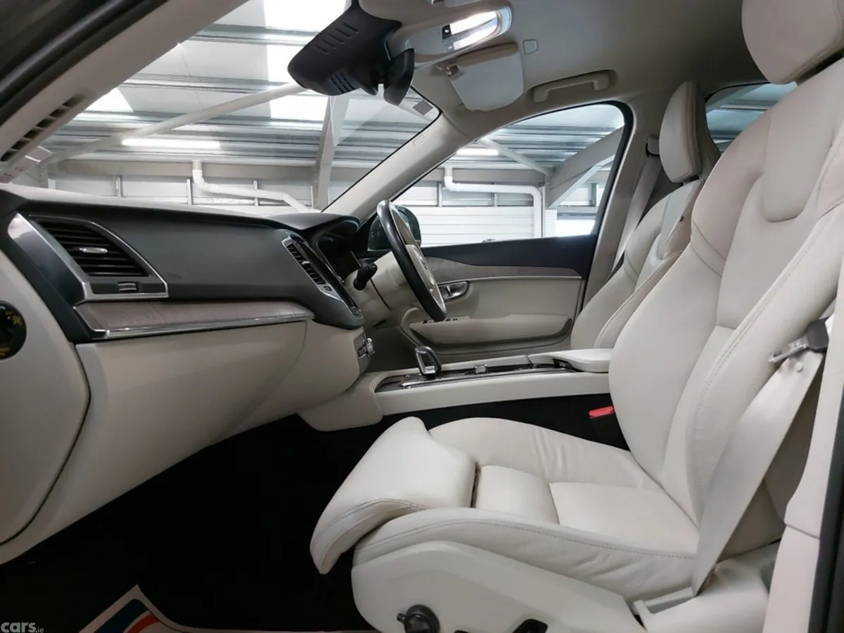 Volvo XC90 SUV, Petrol Plug-in Hybrid, 2023, Grey