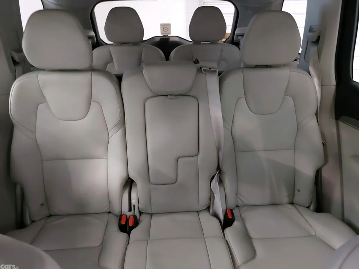 Volvo XC90 SUV, Petrol Plug-in Hybrid, 2023, Grey