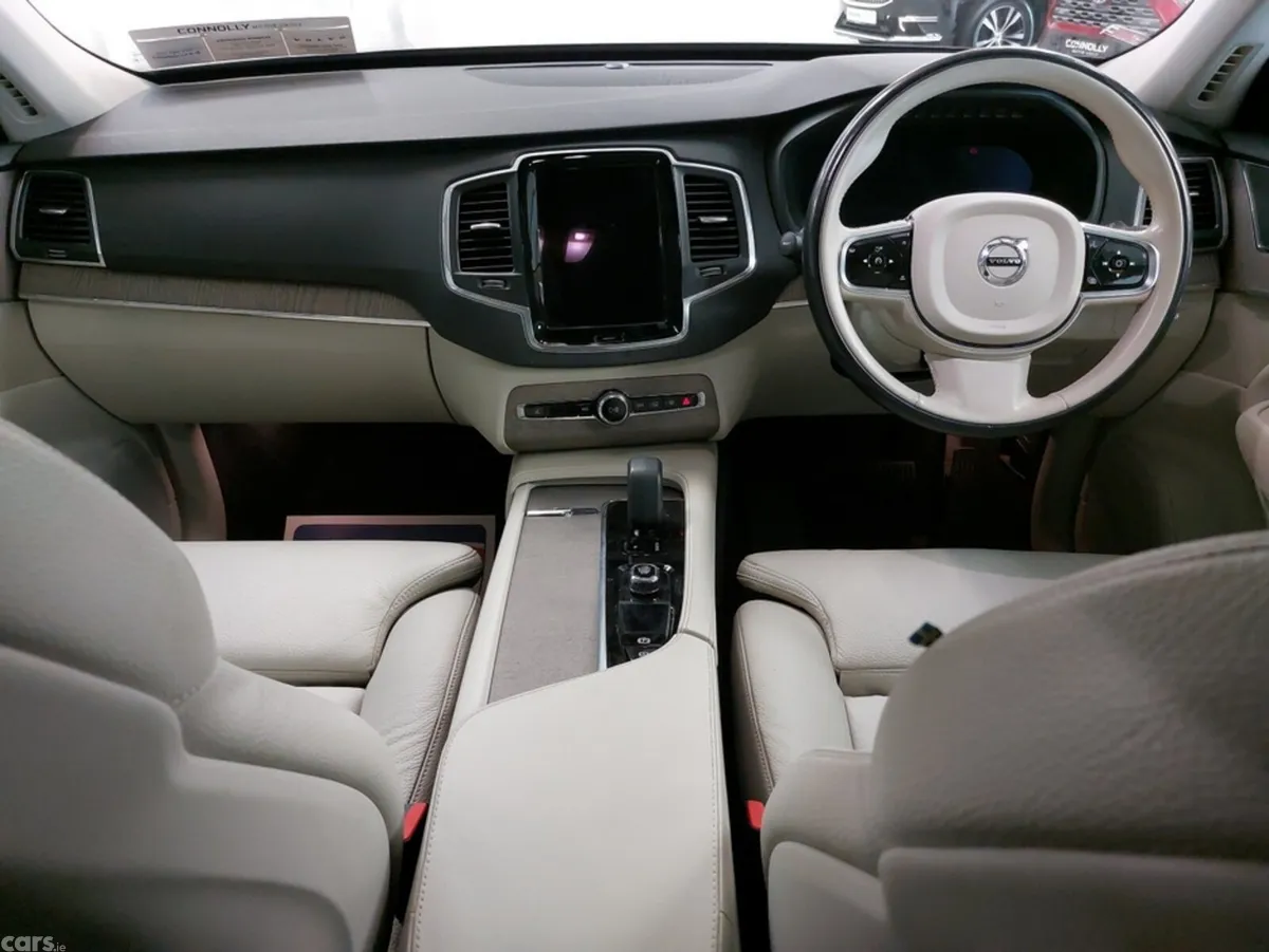 Volvo XC90 SUV, Petrol Plug-in Hybrid, 2023, Grey