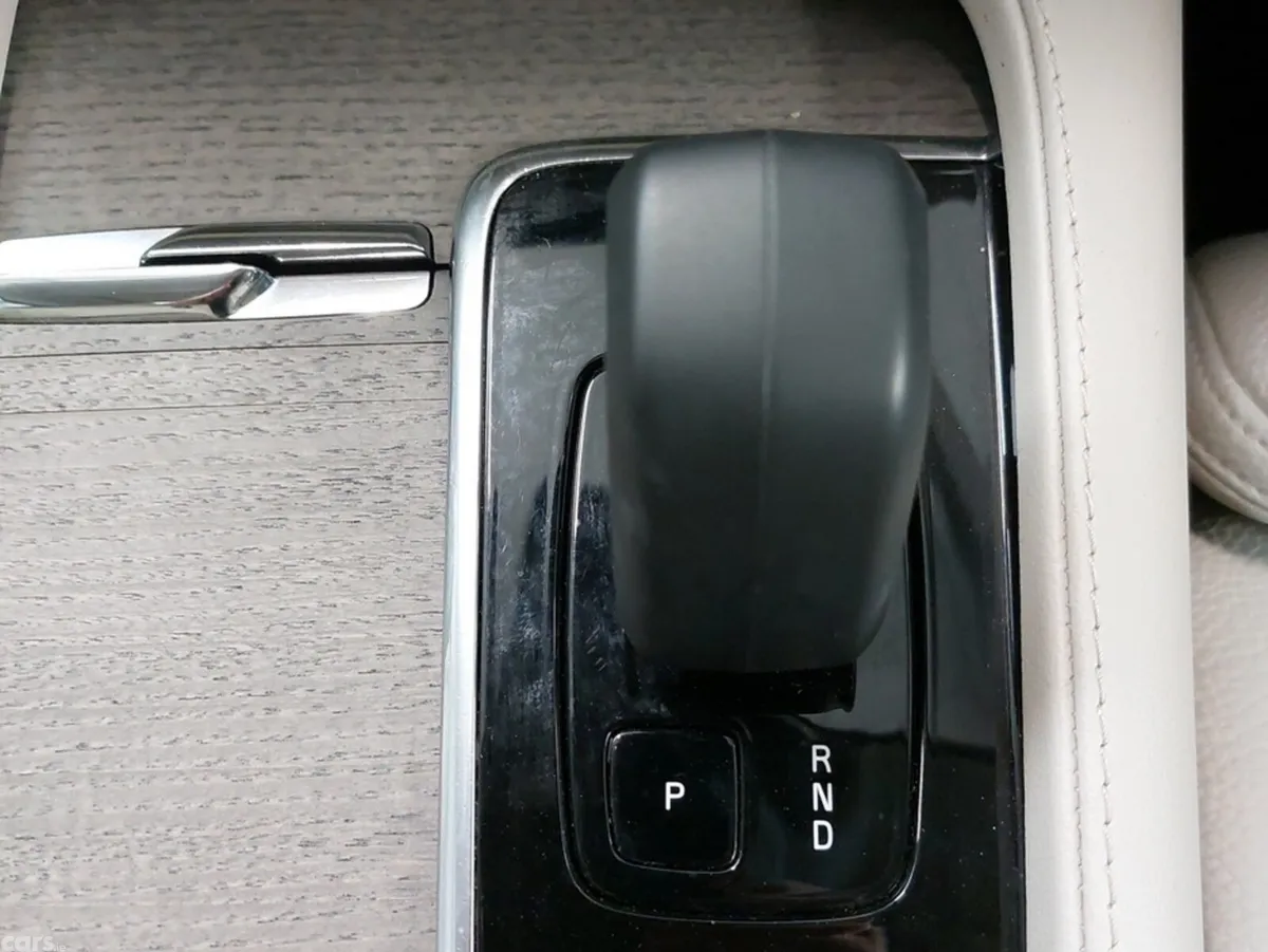 Volvo XC90 SUV, Petrol Plug-in Hybrid, 2023, Grey