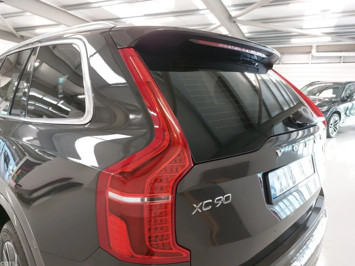 Volvo XC90 SUV, Petrol Plug-in Hybrid, 2023, Grey