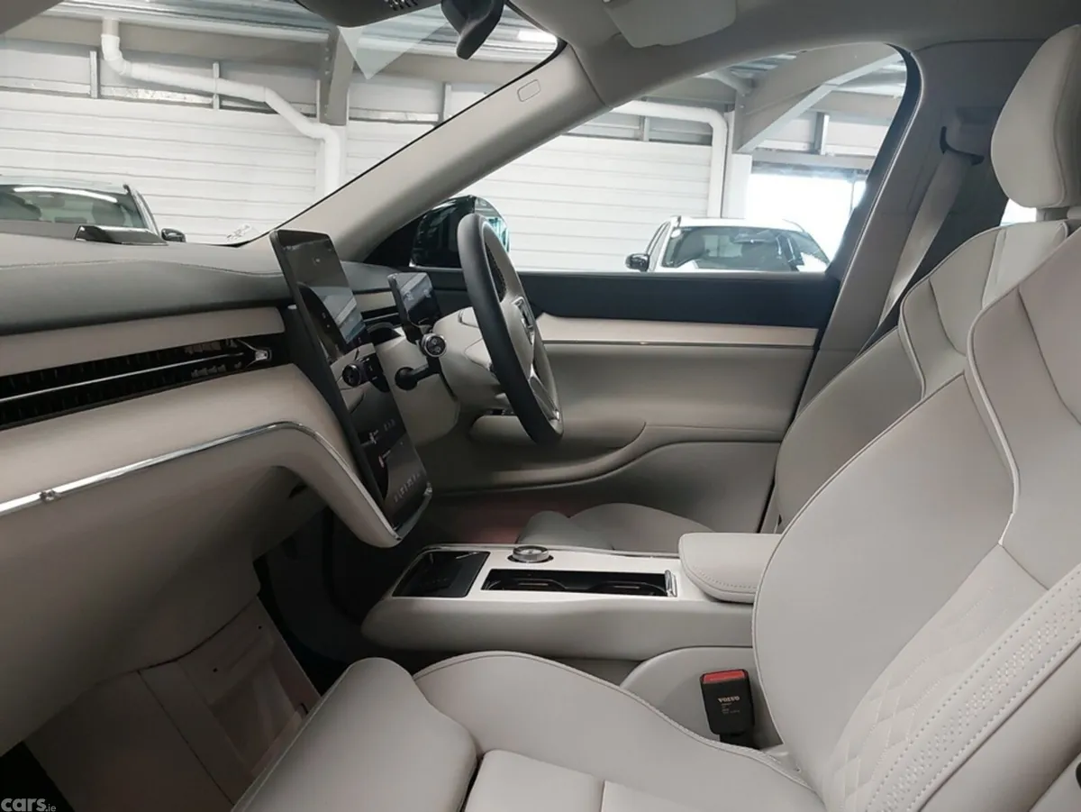 Volvo EX90 SUV, Electric, 2026, Red
