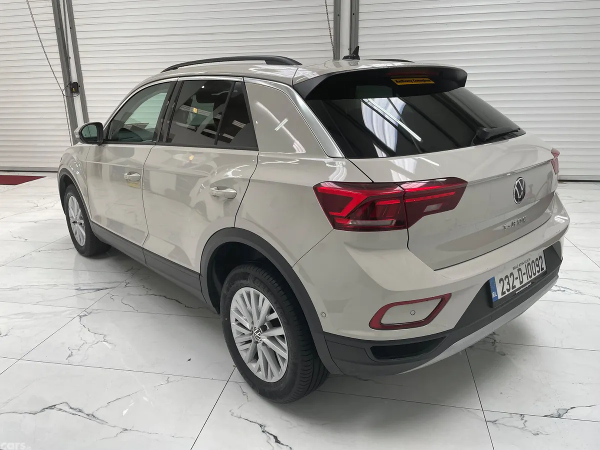 Volkswagen T-Roc SUV, Petrol, 2023, Grey